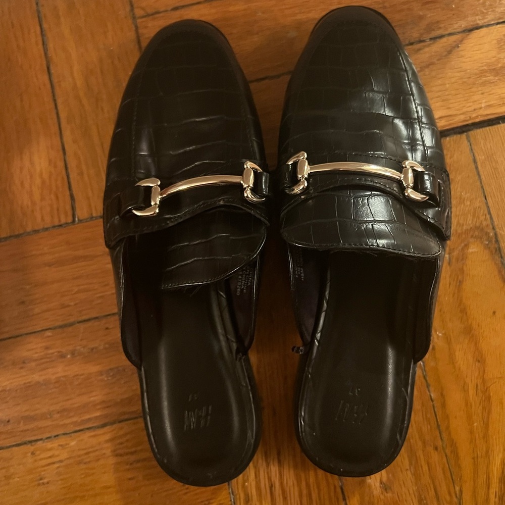 H&M mule slides